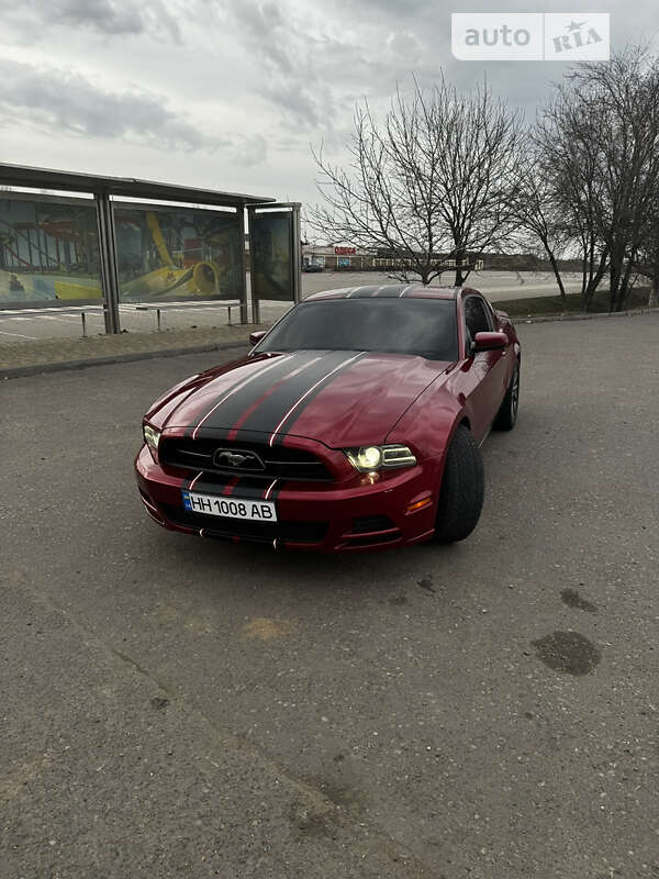 2013 ford mustang