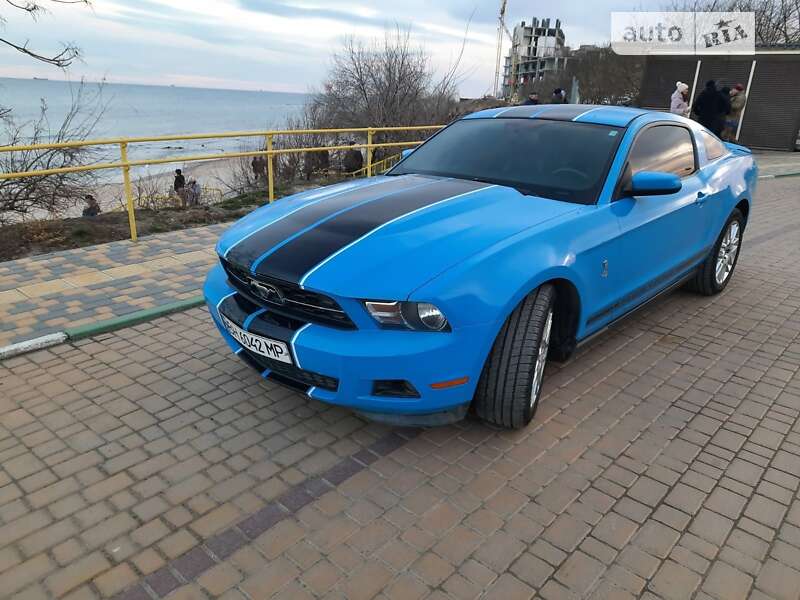 2011 ford mustang