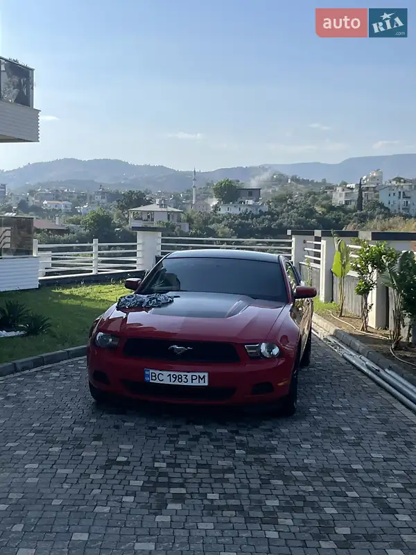 2009 ford mustang