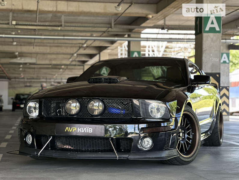 2008 ford mustang