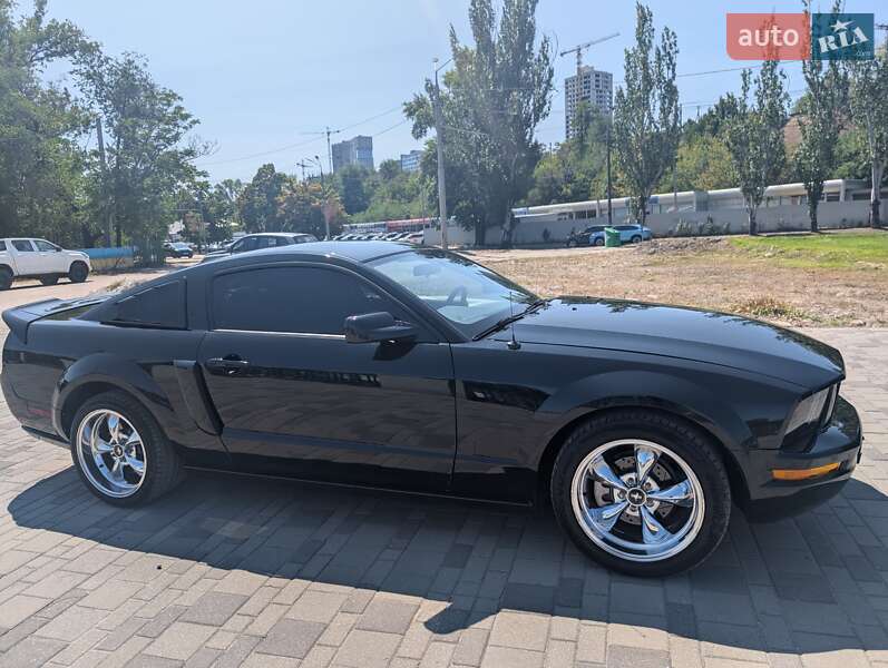 2006 ford mustang