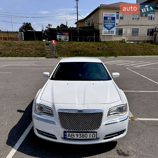 2014 chrysler 300c