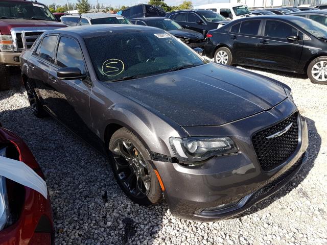 2016 chrysler 300 s
