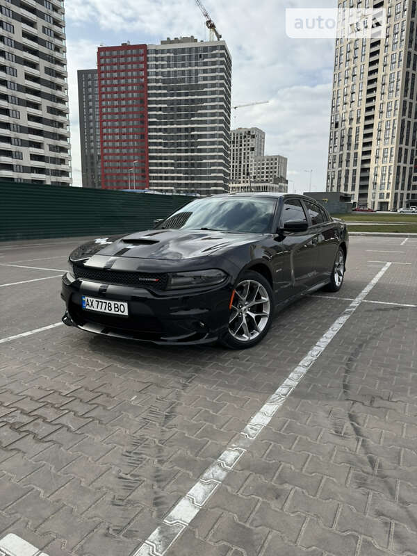 2019 dodge charger