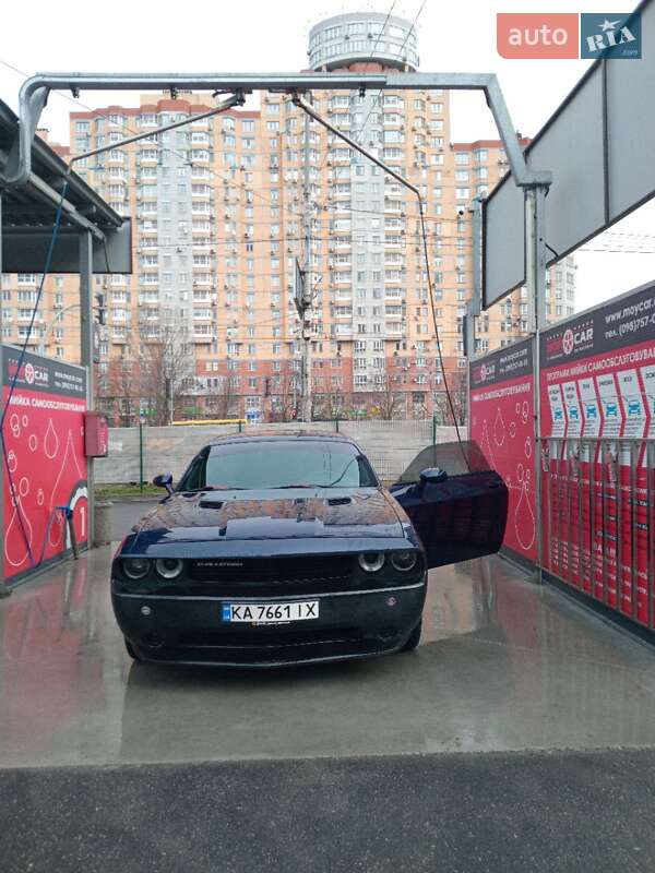 2014 dodge challenger