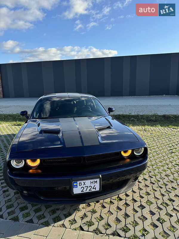 2016 dodge challenger