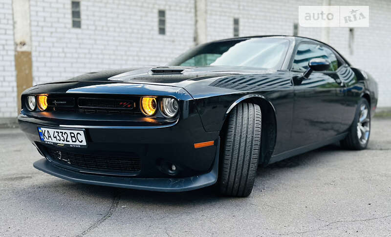 2016 dodge challenger