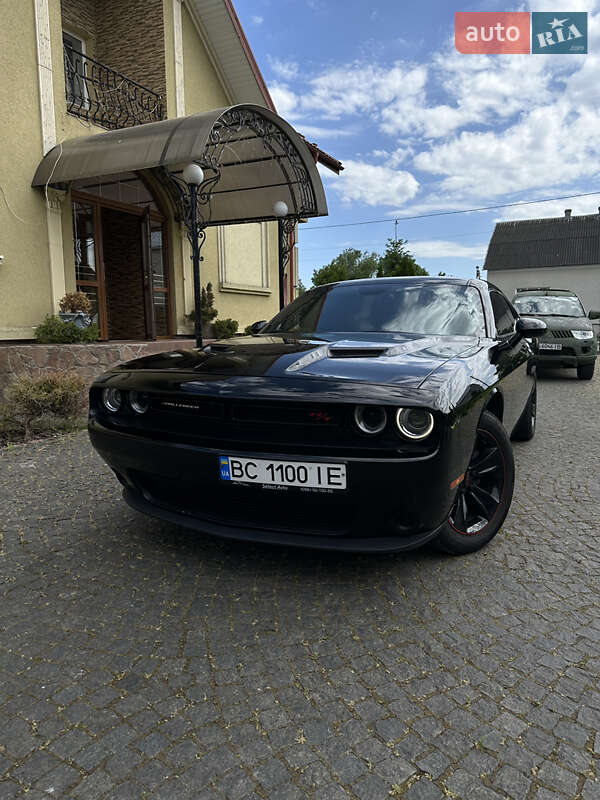 2016 DODGE Challenger