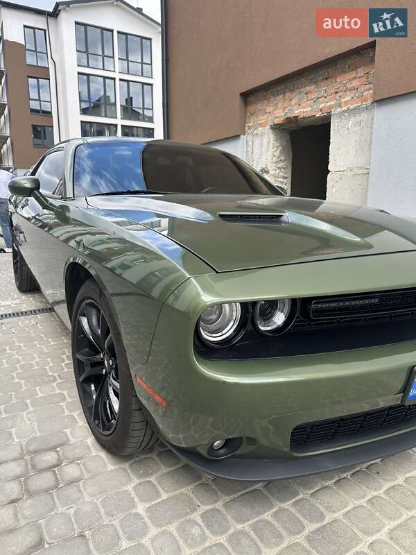 2018 dodge challenger