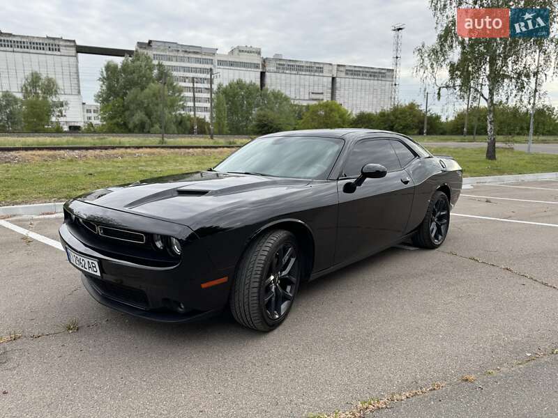 2020 dodge challenger