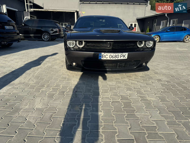 2019 DODGE Challenger