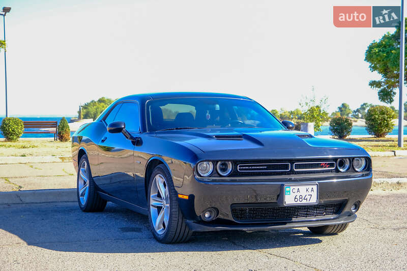 2017 dodge challenger