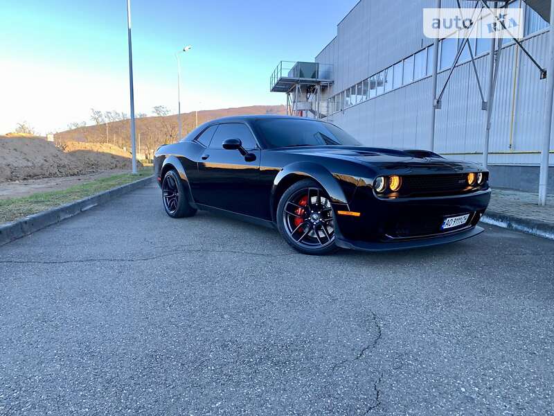 2018 dodge challenger