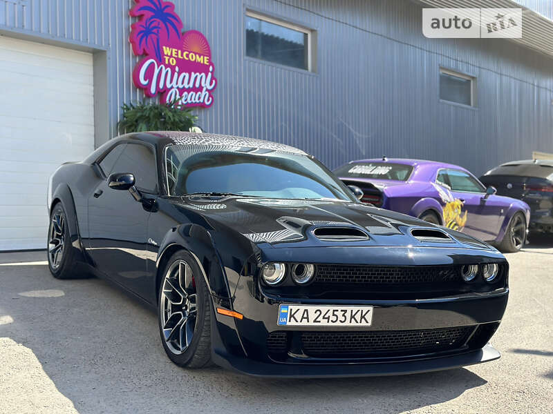2022 dodge challenger