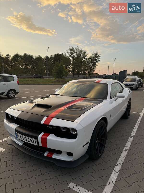 2019 dodge challenger