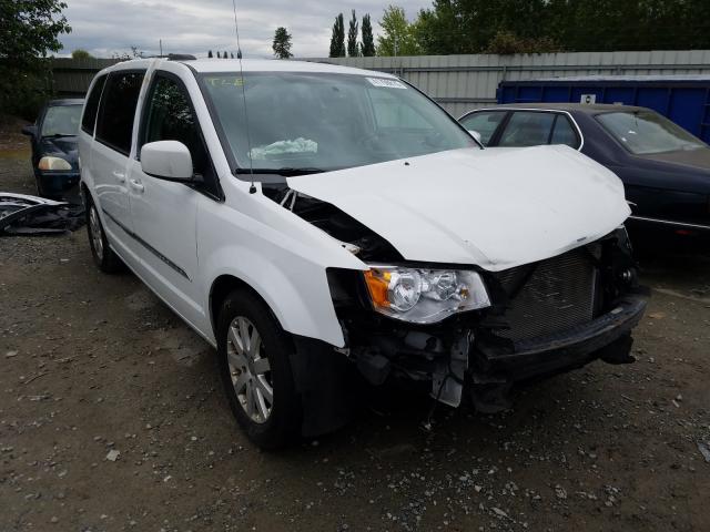 2014 chrysler town-cou