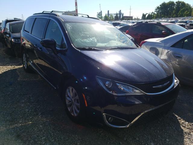 2017 chrysler pacifica t