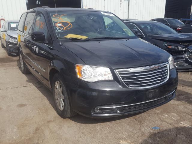 2014 chrysler town-cou