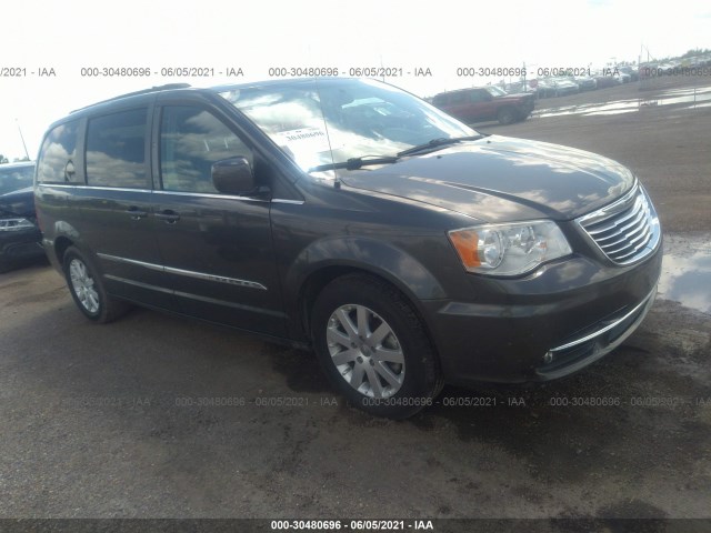 2016 chrysler town-country
