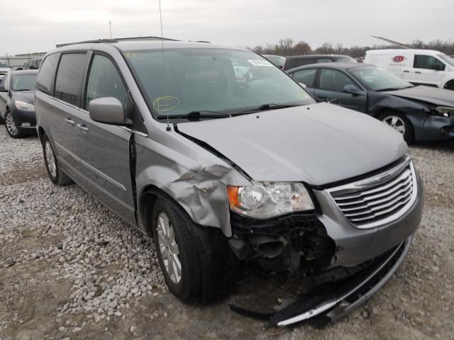 2014 chrysler town-cou