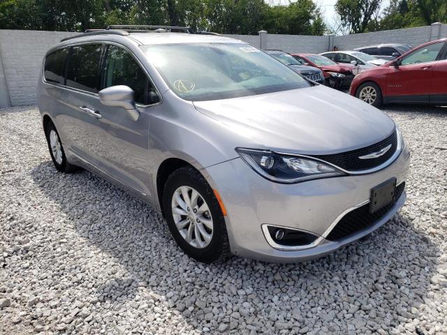 2017 chrysler pacifica t