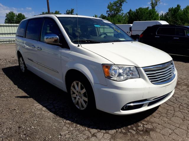 2012 chrysler town-cou