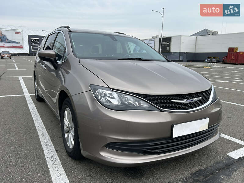 2017 chrysler pacifica