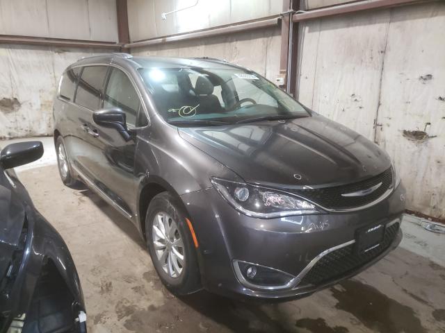 2017 chrysler pacifica t