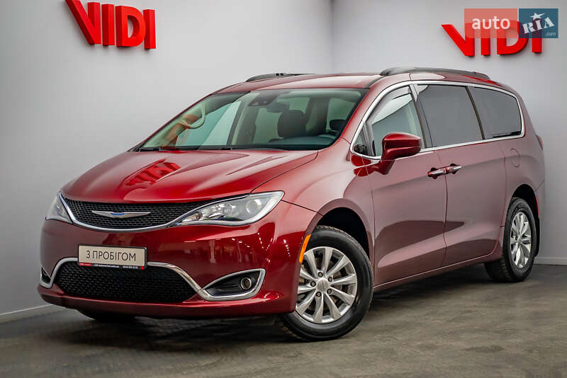 2018 chrysler pacifica
