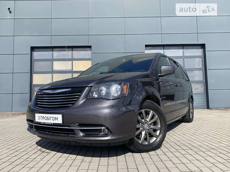 2015 chrysler town country