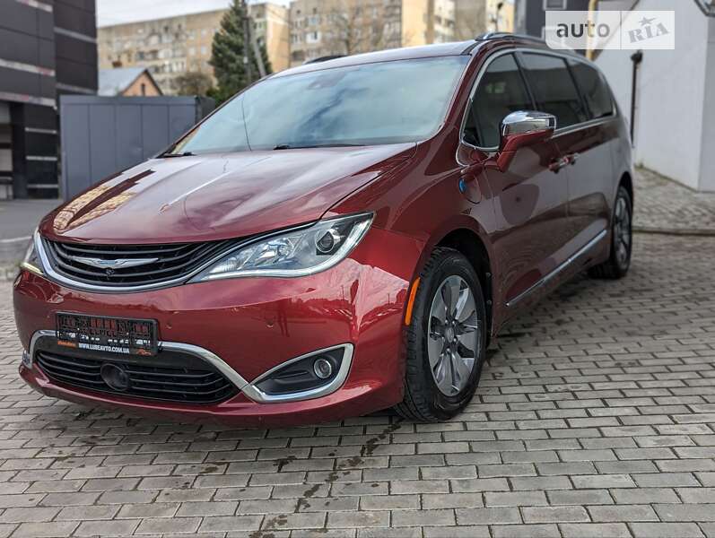 2017 chrysler pacifica