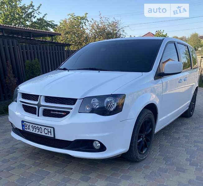2020 dodge grand caravan