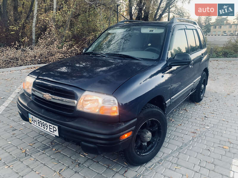 2001 CHEVROLET Tracker