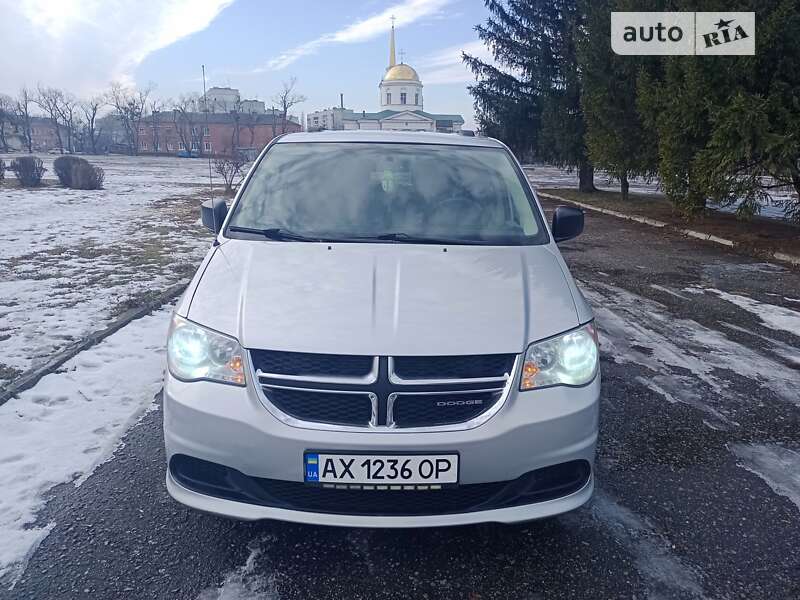 2011 dodge grand caravan