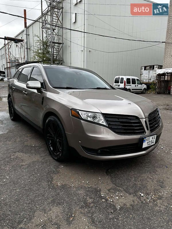 2019 lincoln mkt