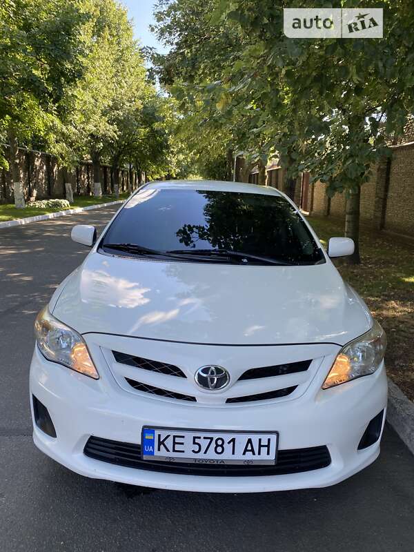 2011 toyota corolla