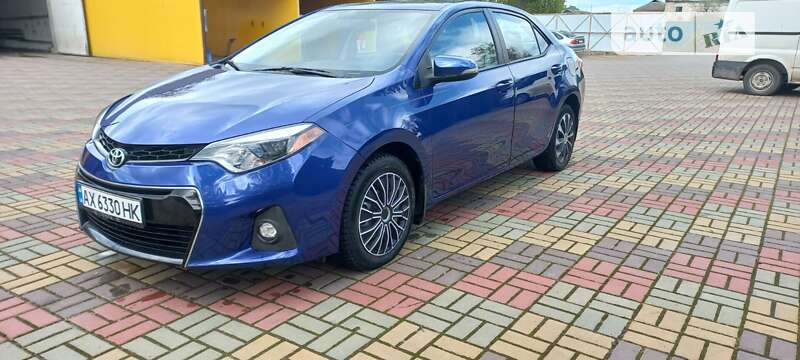 2014 toyota corolla