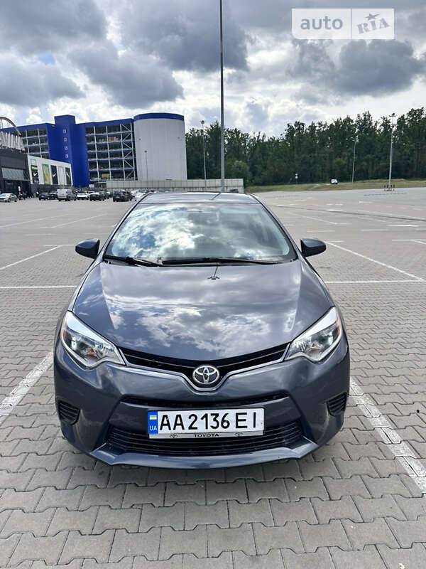 2016 toyota corolla