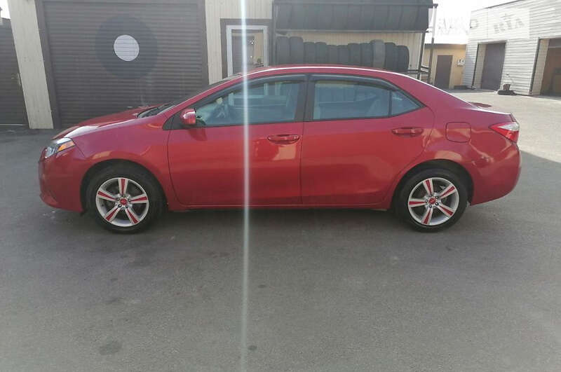 2014 toyota corolla
