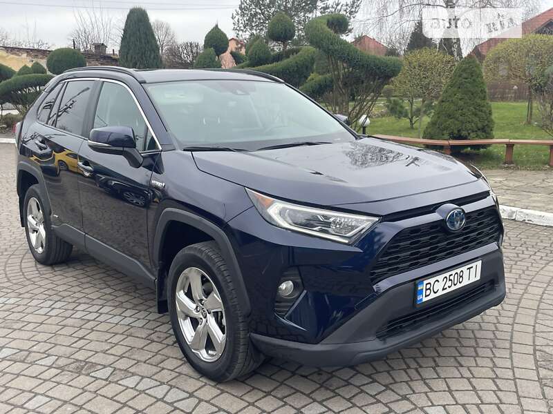 2021 toyota rav4