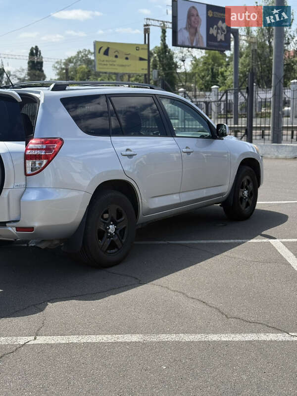 2011 toyota rav4