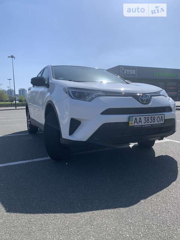 2017 toyota rav4