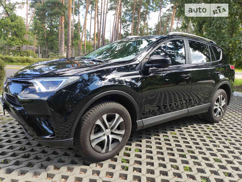 2017 toyota rav4
