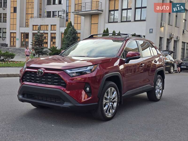 2024 toyota rav4