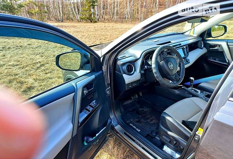 2018 toyota rav4