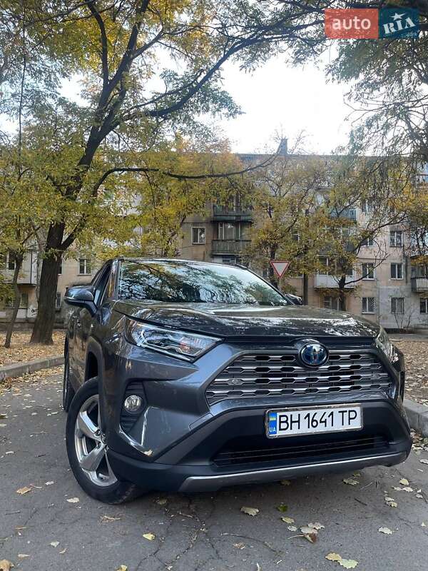 2019 toyota rav4