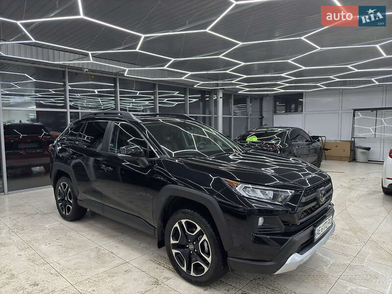 2019 toyota rav4