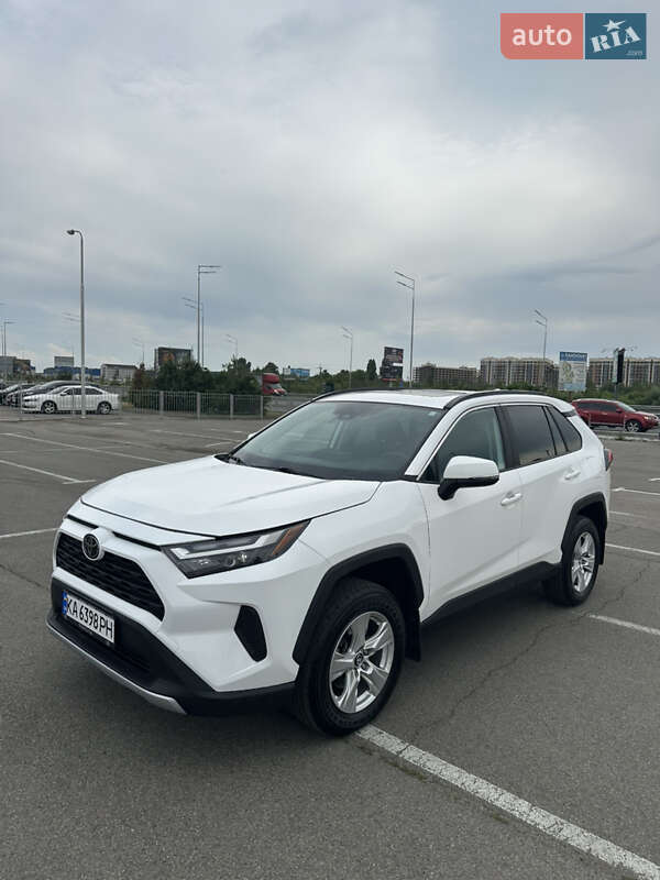 2022 toyota rav4