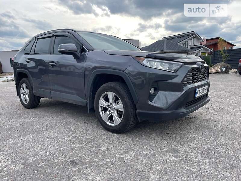 2019 toyota rav4