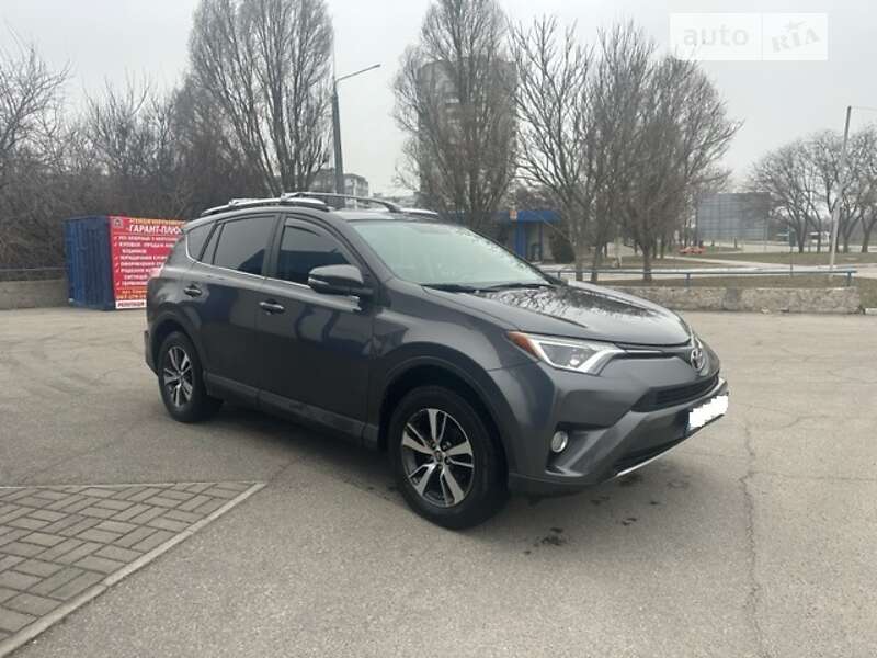 2016 toyota rav4